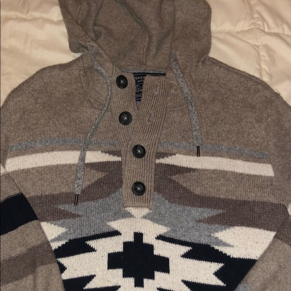 American Eagle hooded sweater
